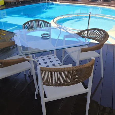 Naiades فندق كاتو أكيا