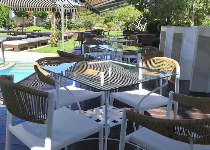 فندق Naiades كاتو أكيا