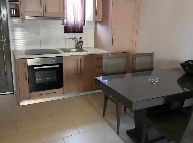 Naiades فندق كاتو أكيا